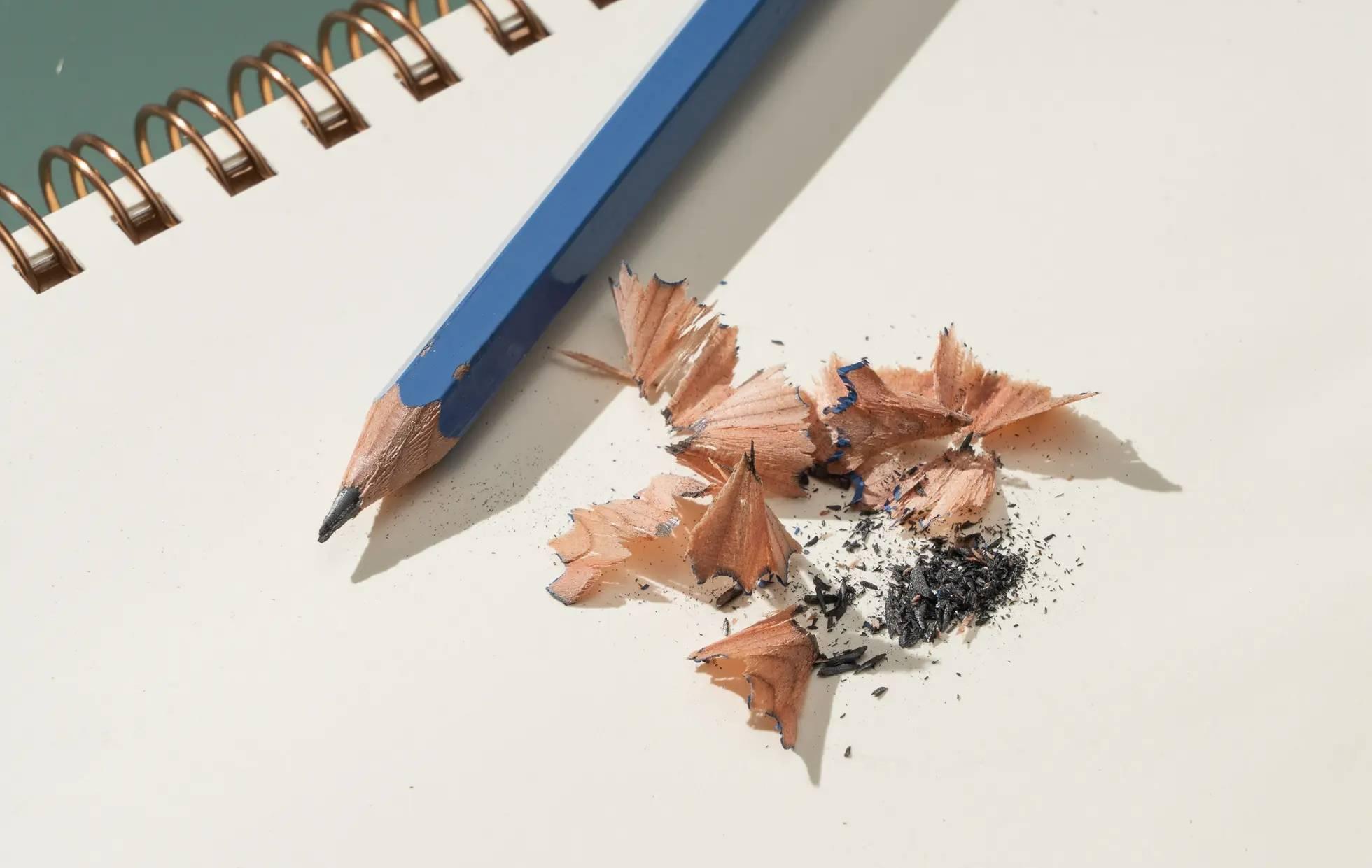 بهترین برند مداد ایرانی و خارجی کدام است؟ - Cover Image