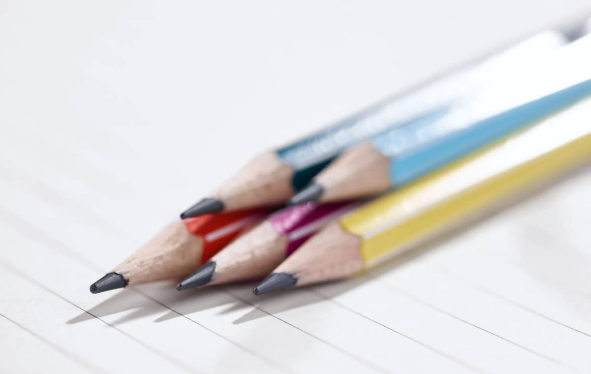 بررسی جامع و دقیق انواع مداد‌های برند Stabilo در مدل‌های مختلف - Cover Image